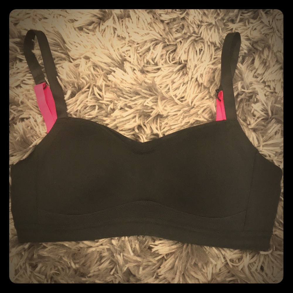 Moving Comfort Black/pink sports bra-XS (30CD-32C)
